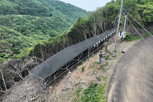 300KW Terrain Ground Screw Mounting System in Japan